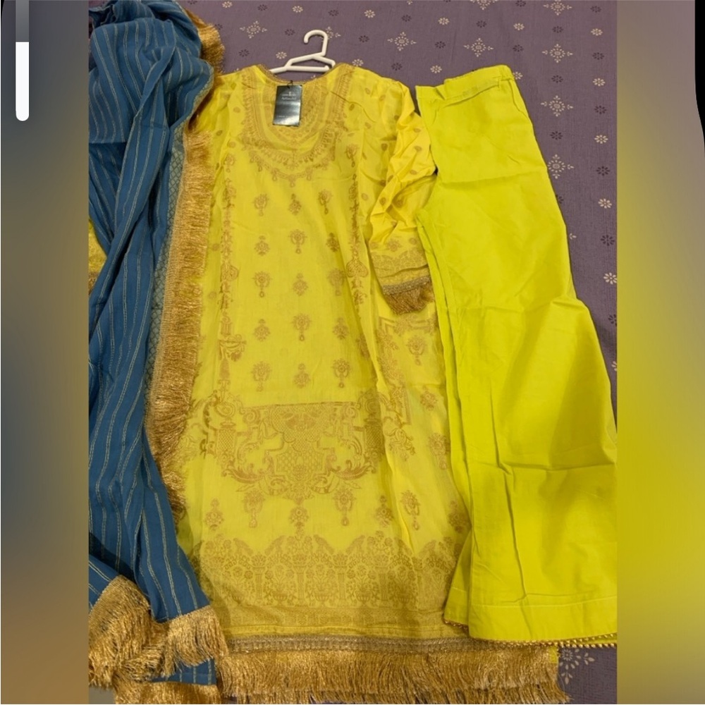 Asim Jofa Dress - Picture 11 of 16